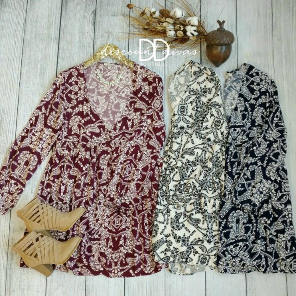 Floral V-Neck Dress (White Small)